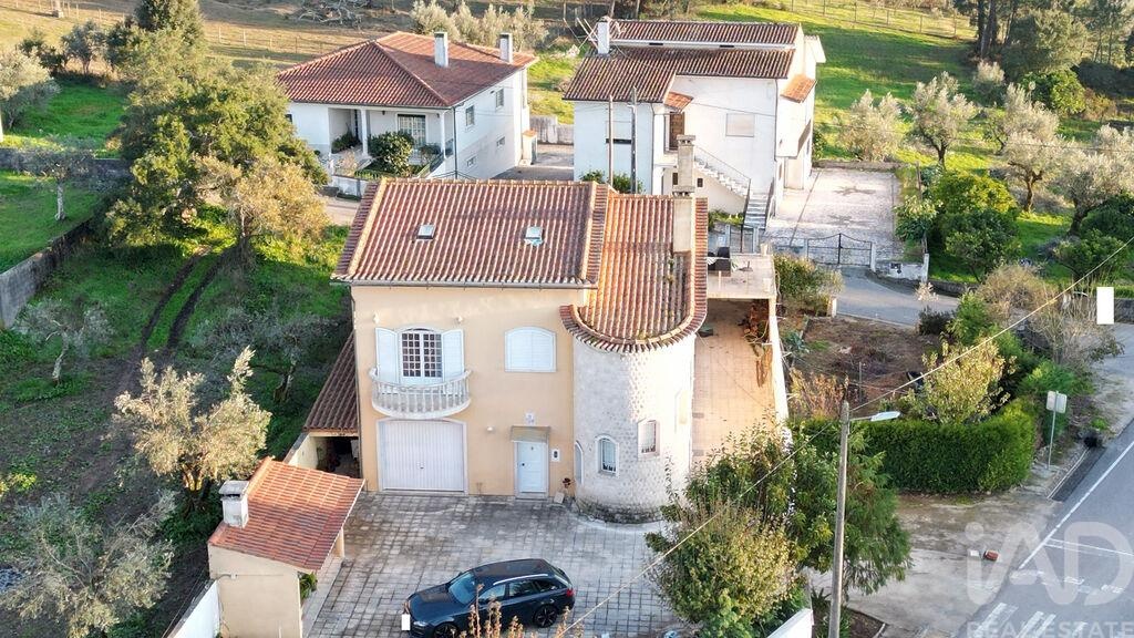 House in Lamas - Image 2