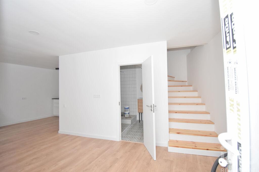 House in Miranda do Corvo - Image 2