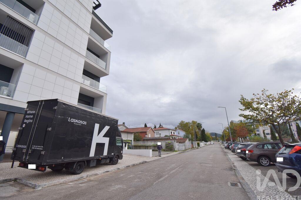 Apartment in Miranda do Corvo - Image 3