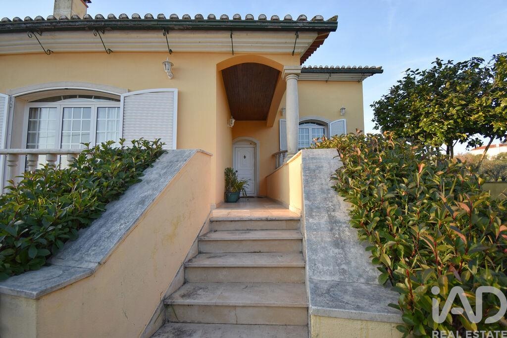 House in Lamas - Image 4