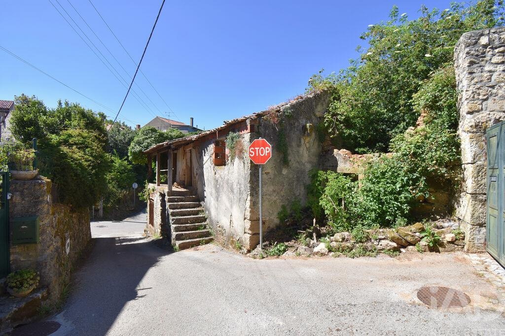 House in Vila Seca - Image 5
