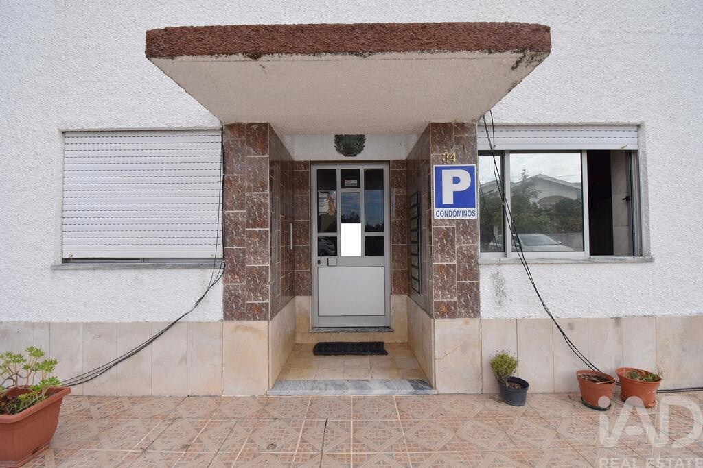 Apartment in Lousa - Image 4