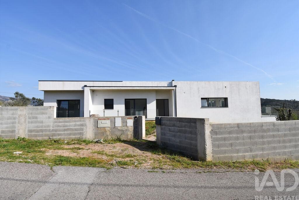 House in Penela - Image 2