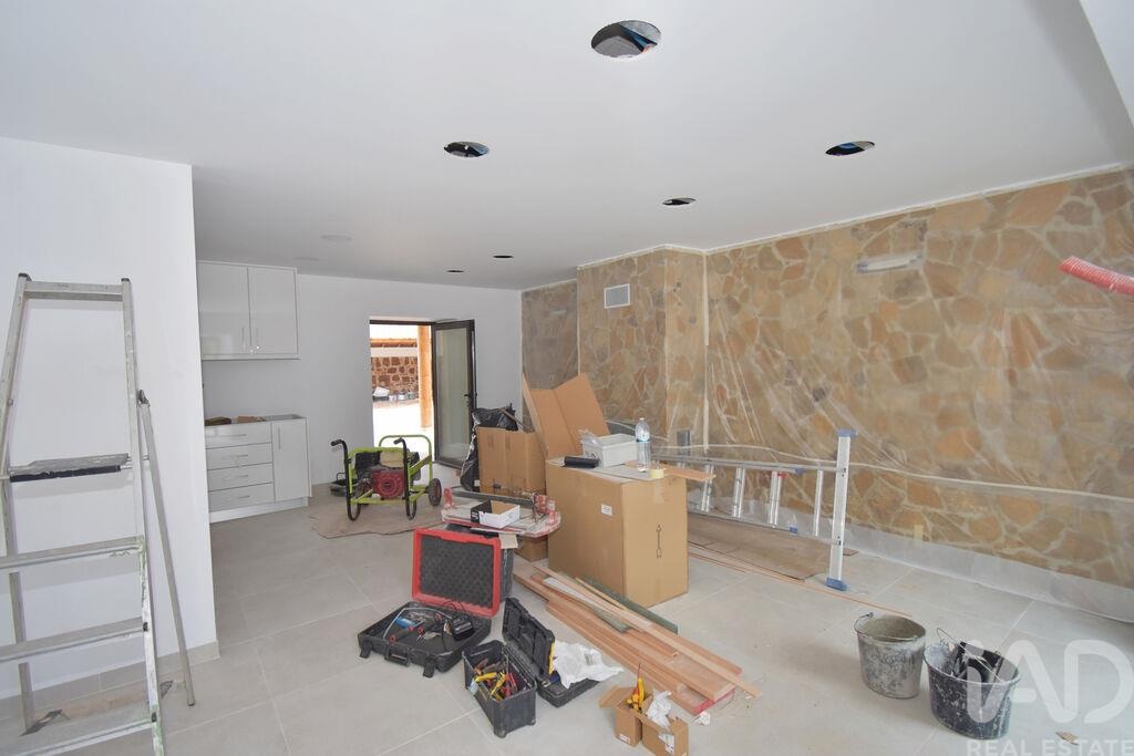 House in Cumeeira - Image 4