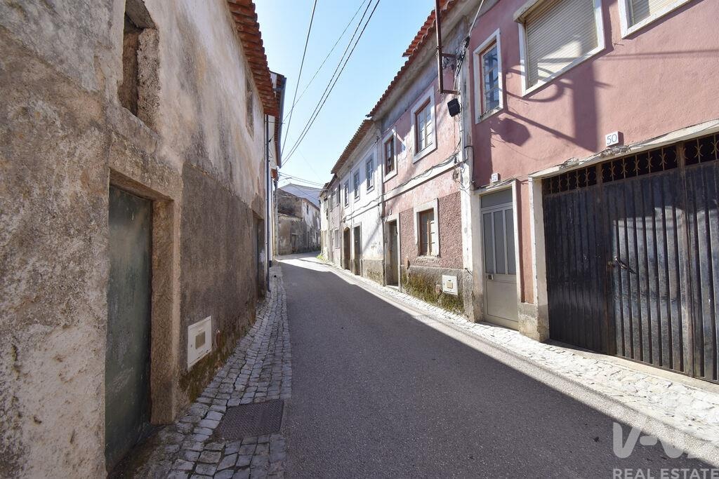 House in Condeixa-a-Velha - Image 3