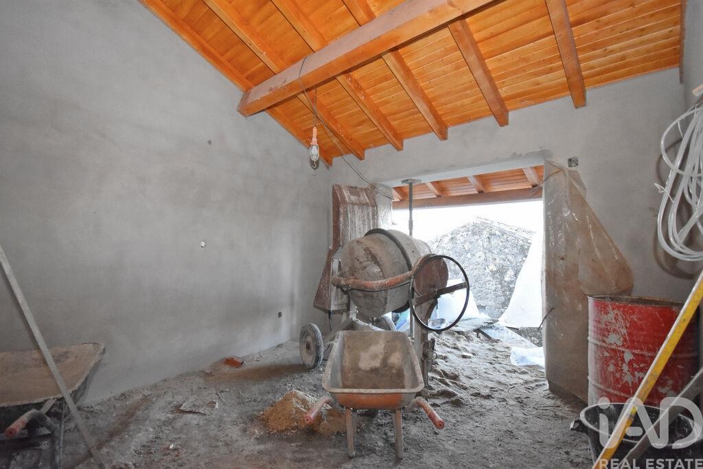 House in Penela - Image 4