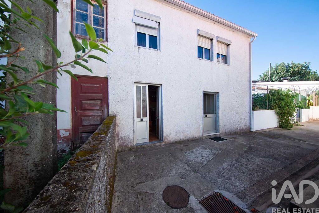 House in Lousa - view 1