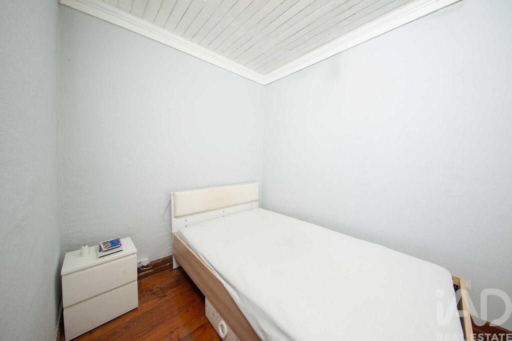 House in Lousa - Image 4