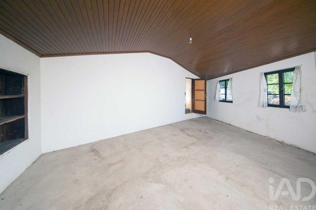 House in Lousa - Image 2
