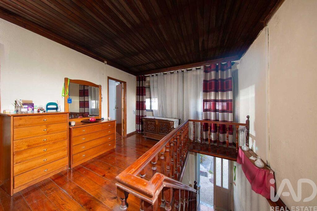 House in Lousa - Image 5