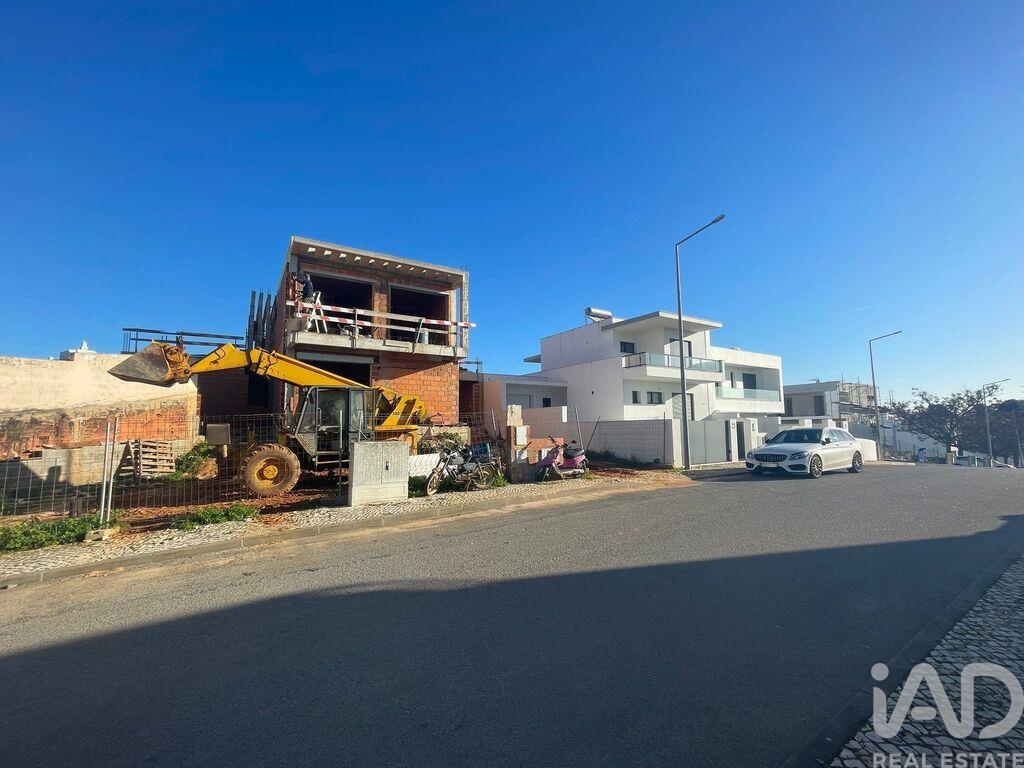 House in Portimao - Image 3