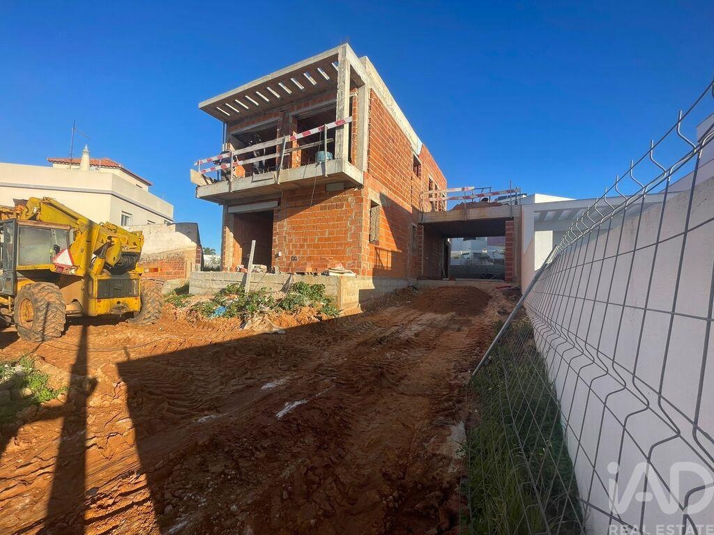 House in Portimao - Image 4