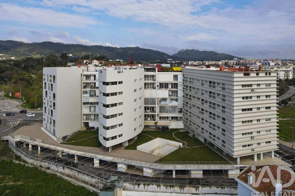 Apartment in Setubal - Image 3