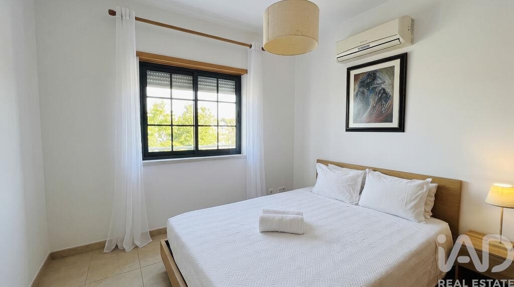 Apartment in Quinta do Anjo - Image 2