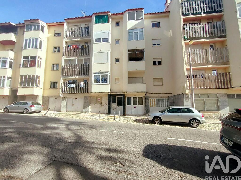 Apartment in Cascais - Image 5