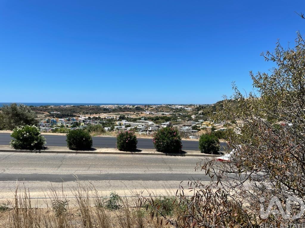 Land in Oura - Image 4