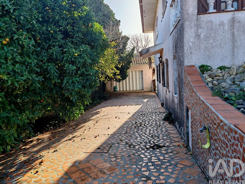 House in Pardilho - Image 3