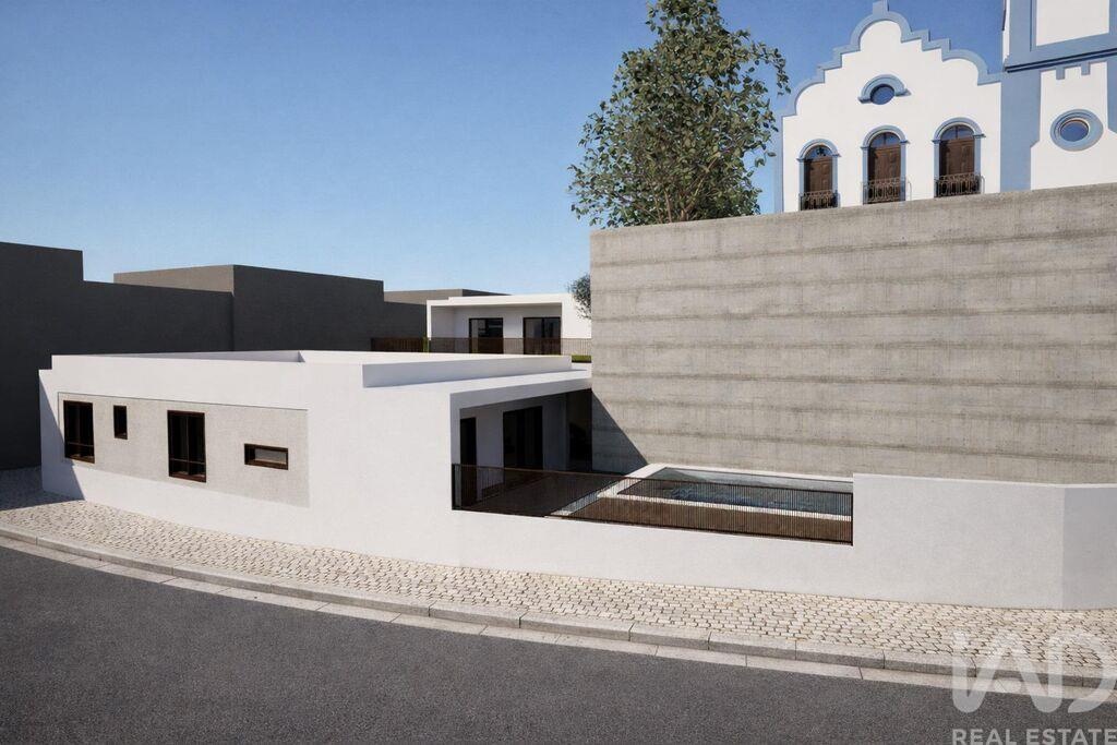 Land in Peral - Image 3