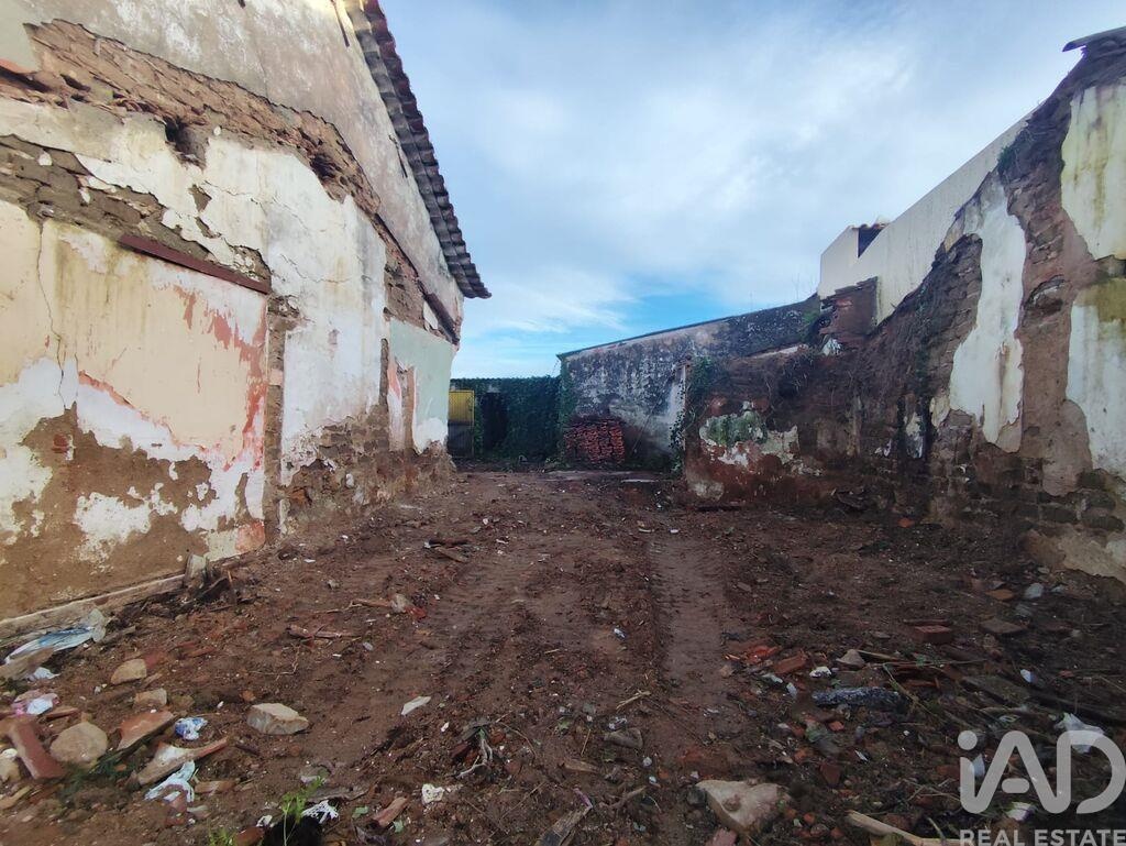 House in Bombarral - Image 3