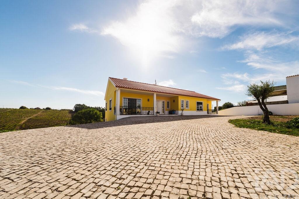 House in Carvalhal - view 1