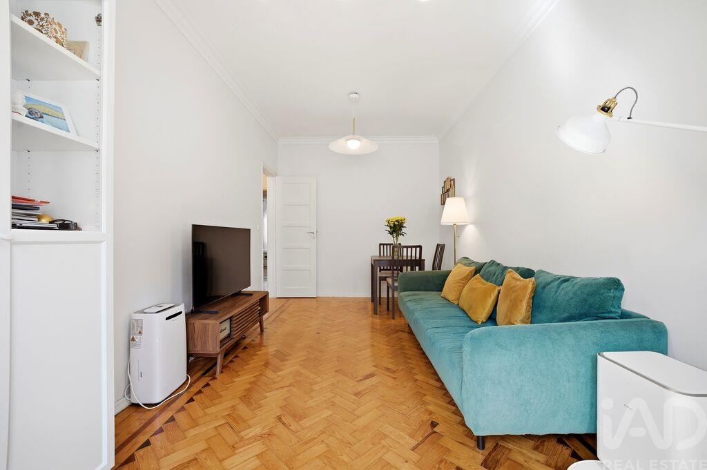Apartment in Benfica - Image 2