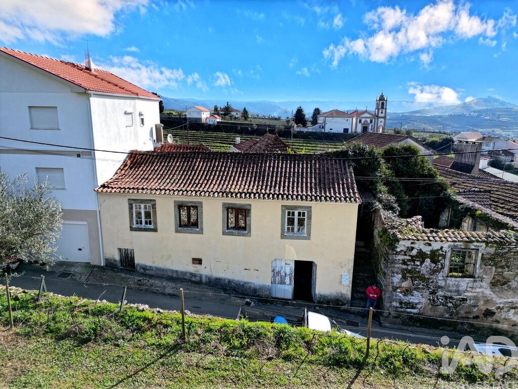 House in Lobrigos - view 1
