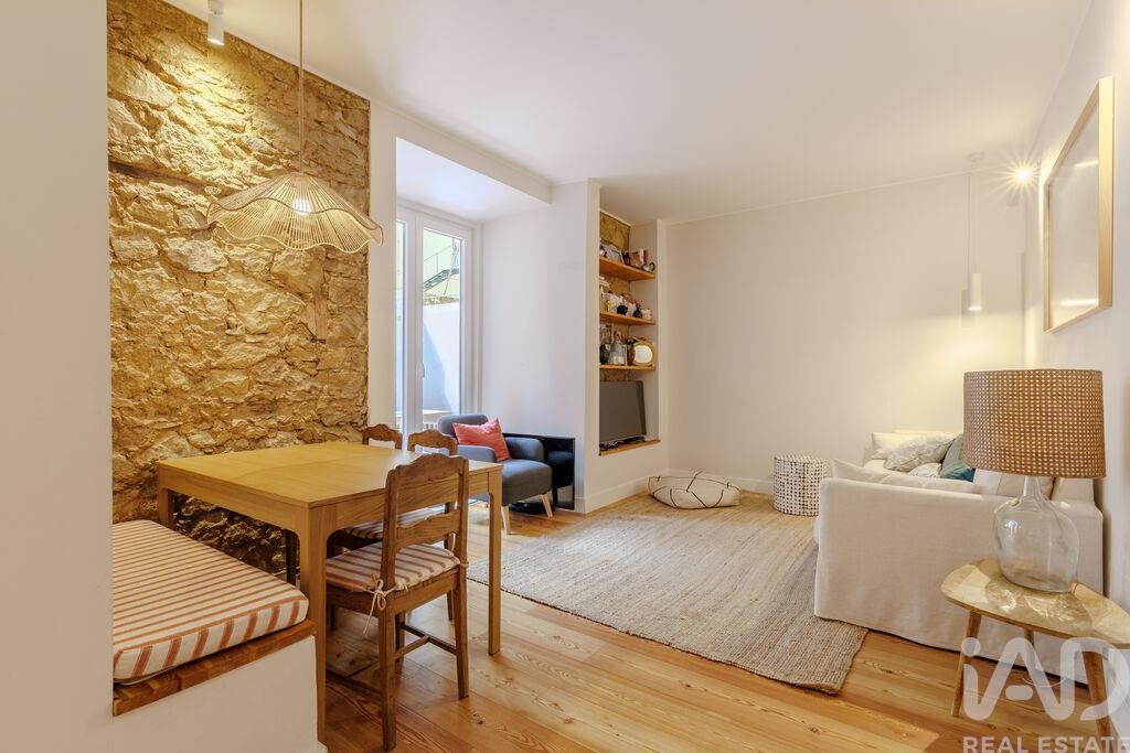 Apartment in Campolide - Image 4