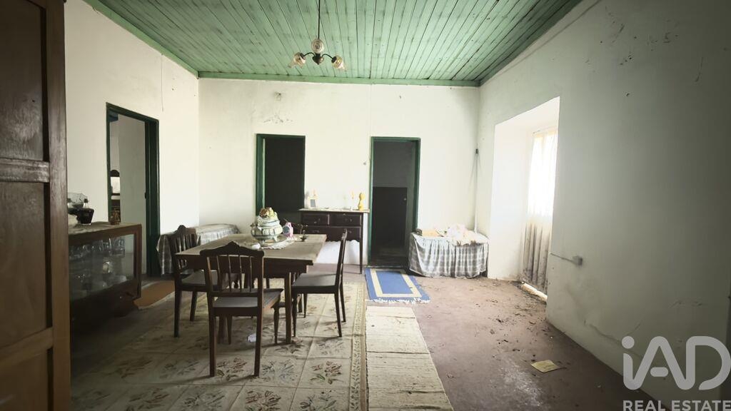 House in Vale de Figueira - Image 5