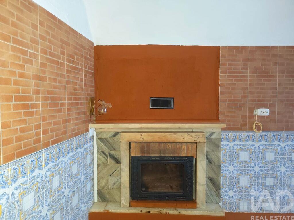 House in Borba - Image 5