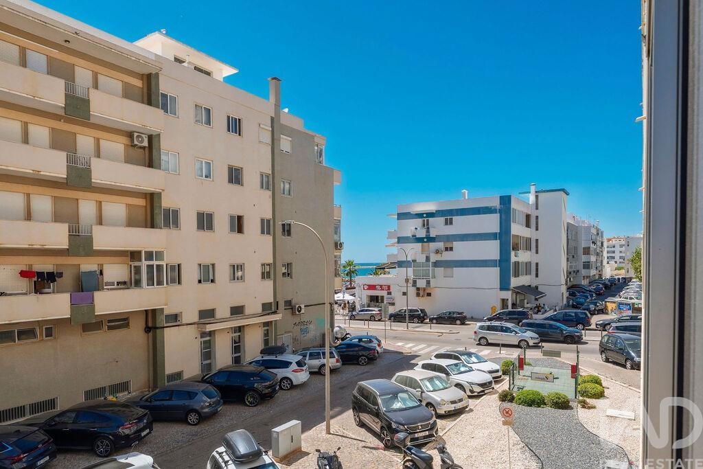 Apartment in Quarteira - view 1