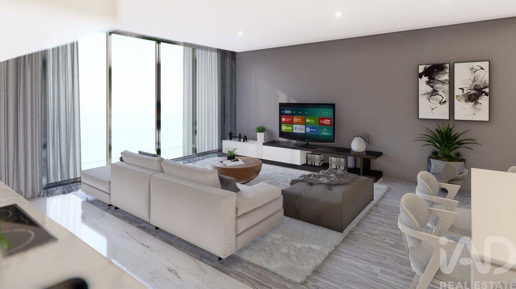 Apartment in Atouguia da Baleia - Image 2