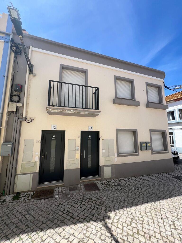 Apartment in Peniche - view 1