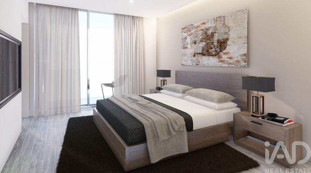 Apartment in Atouguia da Baleia - Image 4