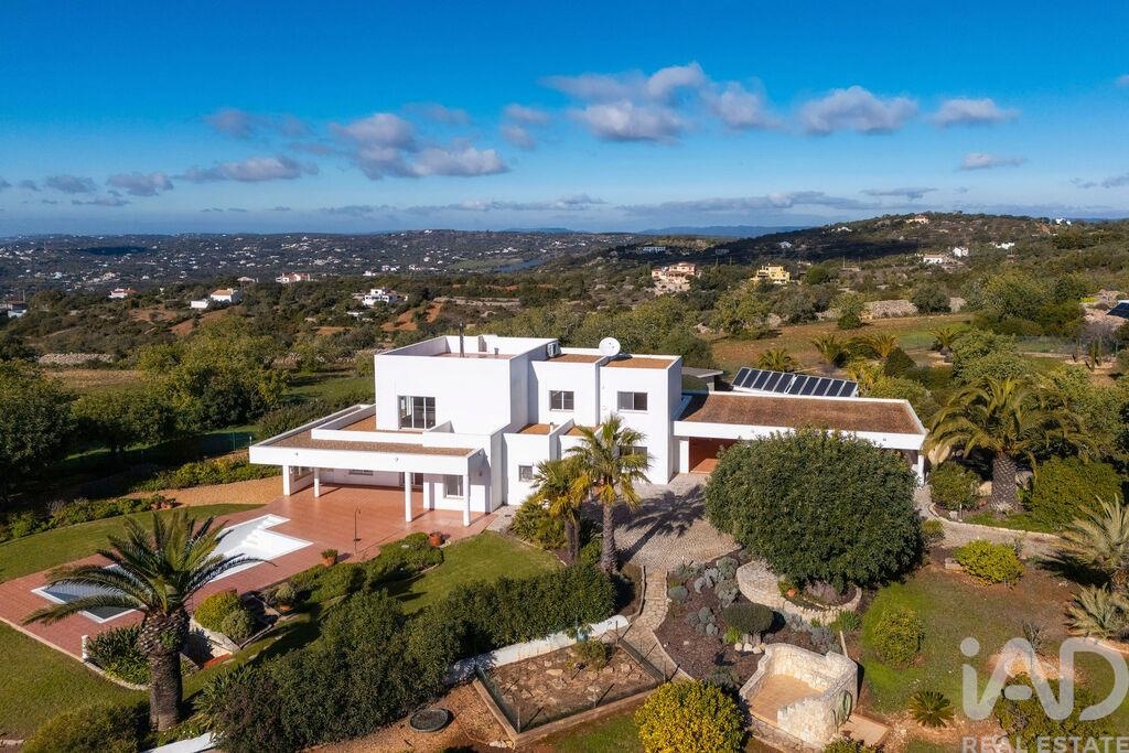 House in Santa Barbara de Nexe - view 1