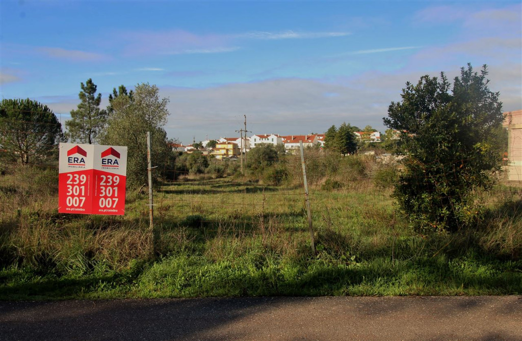 Land for sale in Coimbra, Portugal — €52,000