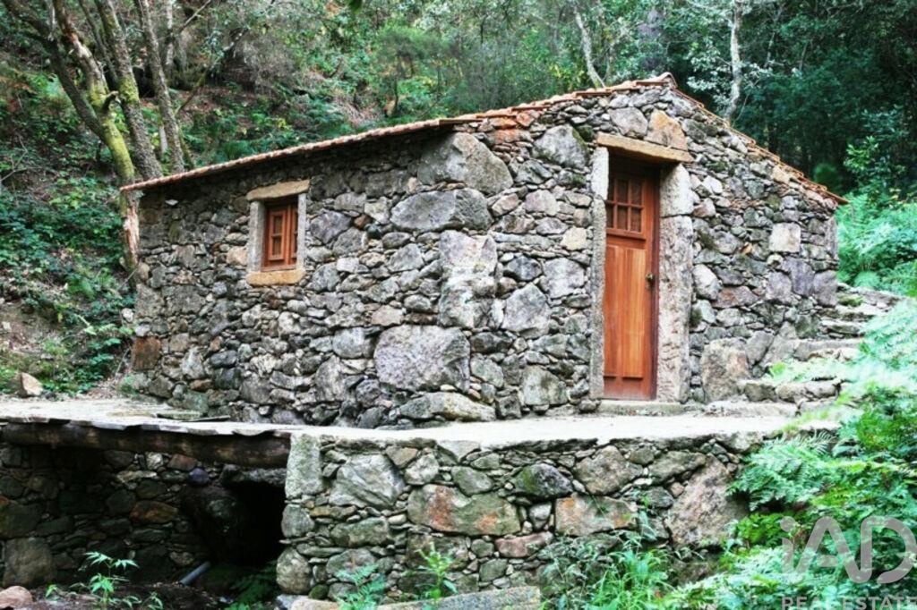 House in Covas - Image 3