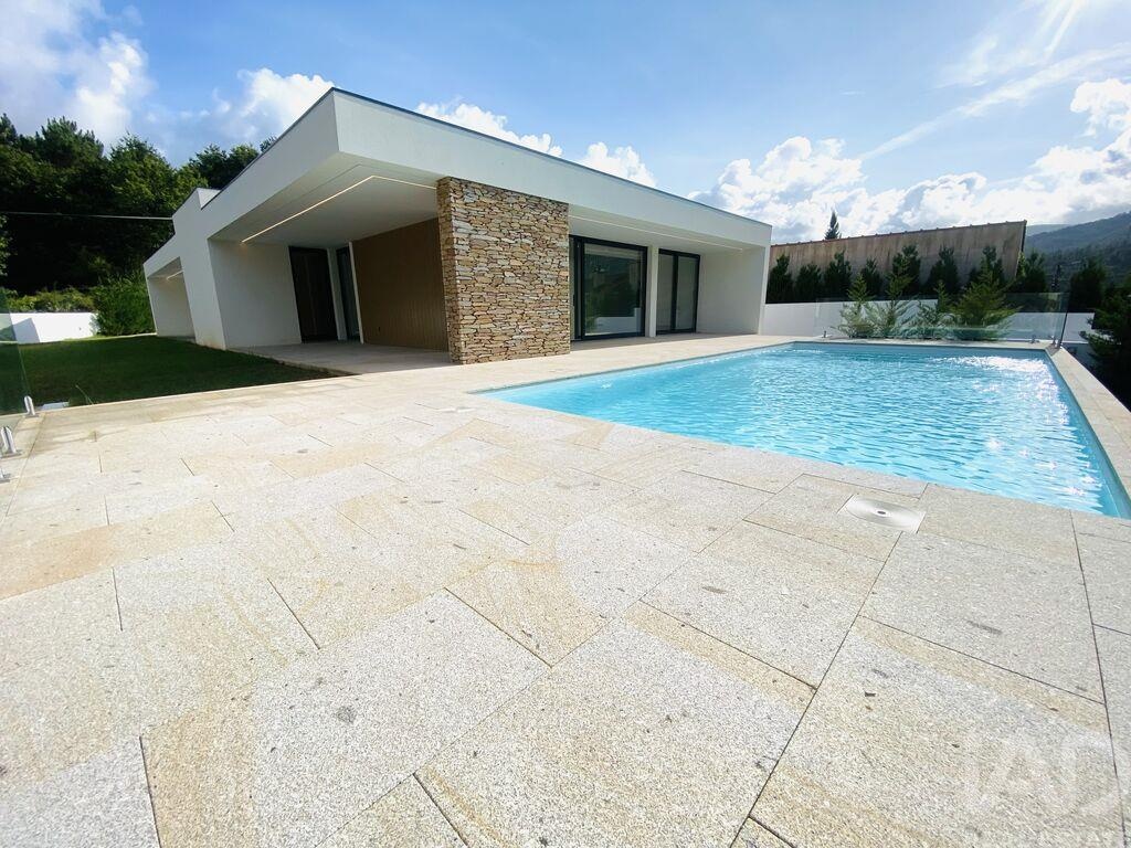 House in Sopo - view 1