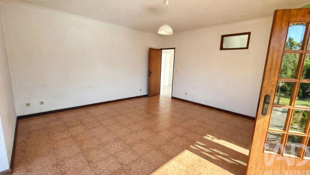 Apartment in Valenza - Image 4