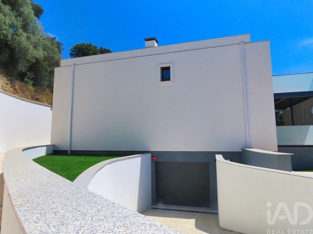 House in Leiria - Image 5