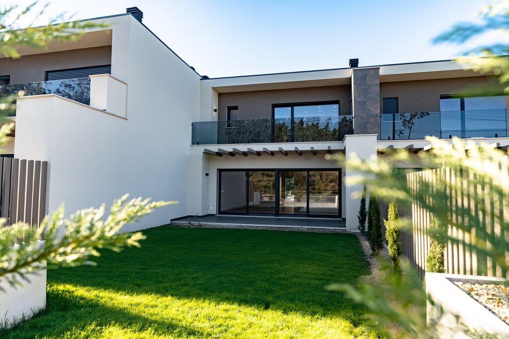 House in Arrabal - view 1