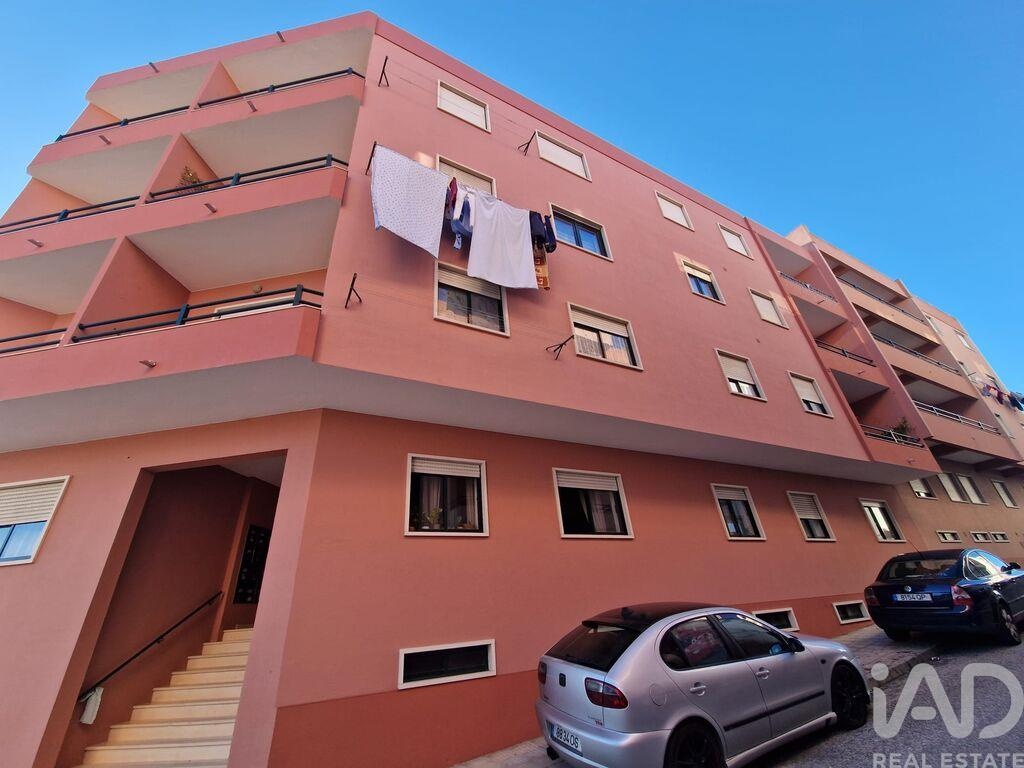 Apartment in Bombarral - view 1