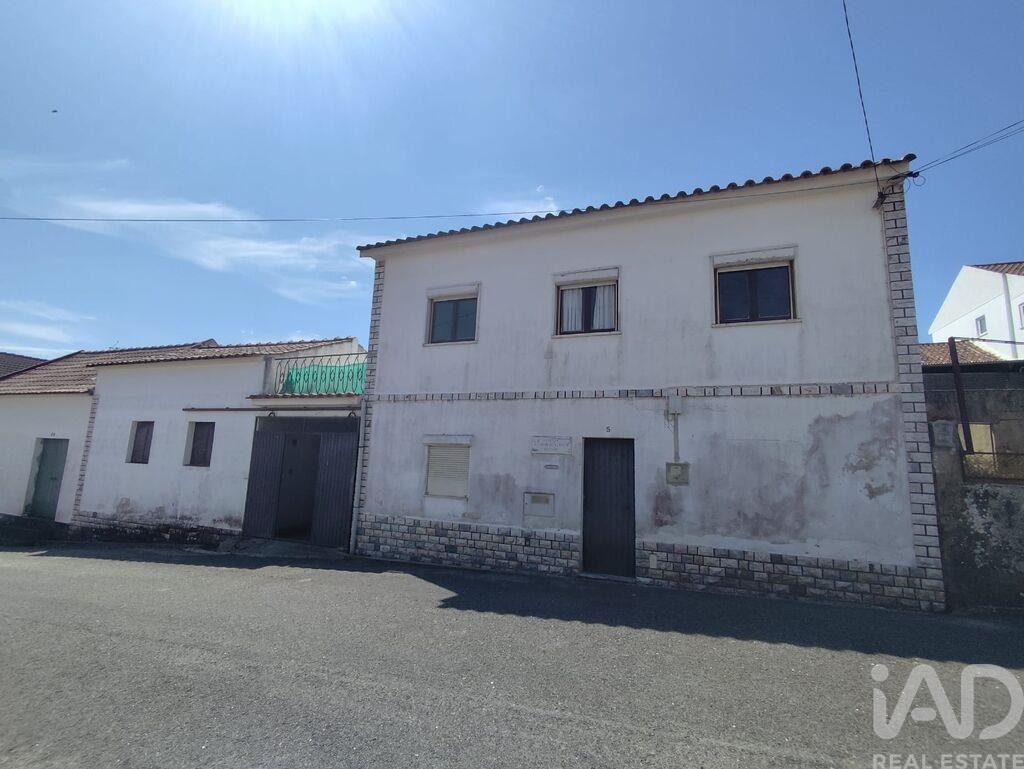 House in Valbom - Image 2