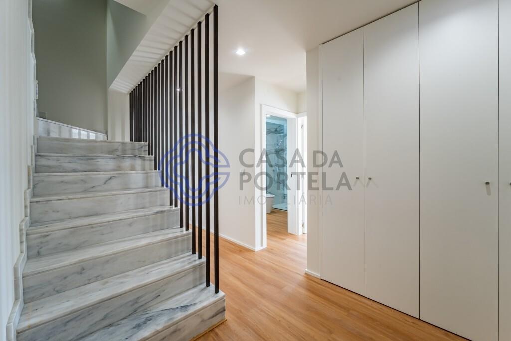 Excellent 1 bedroom duplex close to the beaches of Matosinhos