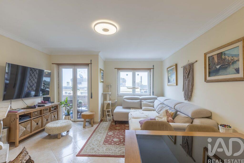 Apartment in Mina - view 1