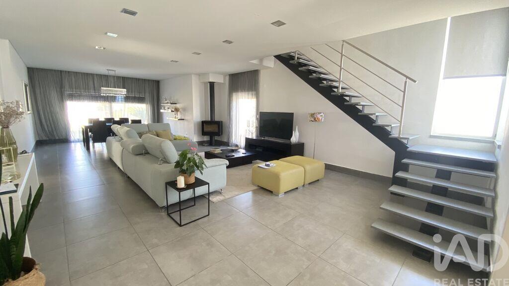 House in Ponte de Sor - Image 3