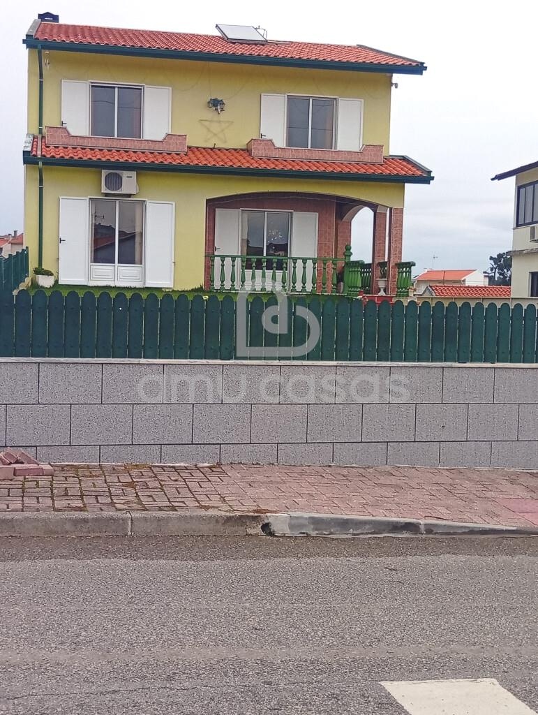 Moradia|Oliveira do Bairro