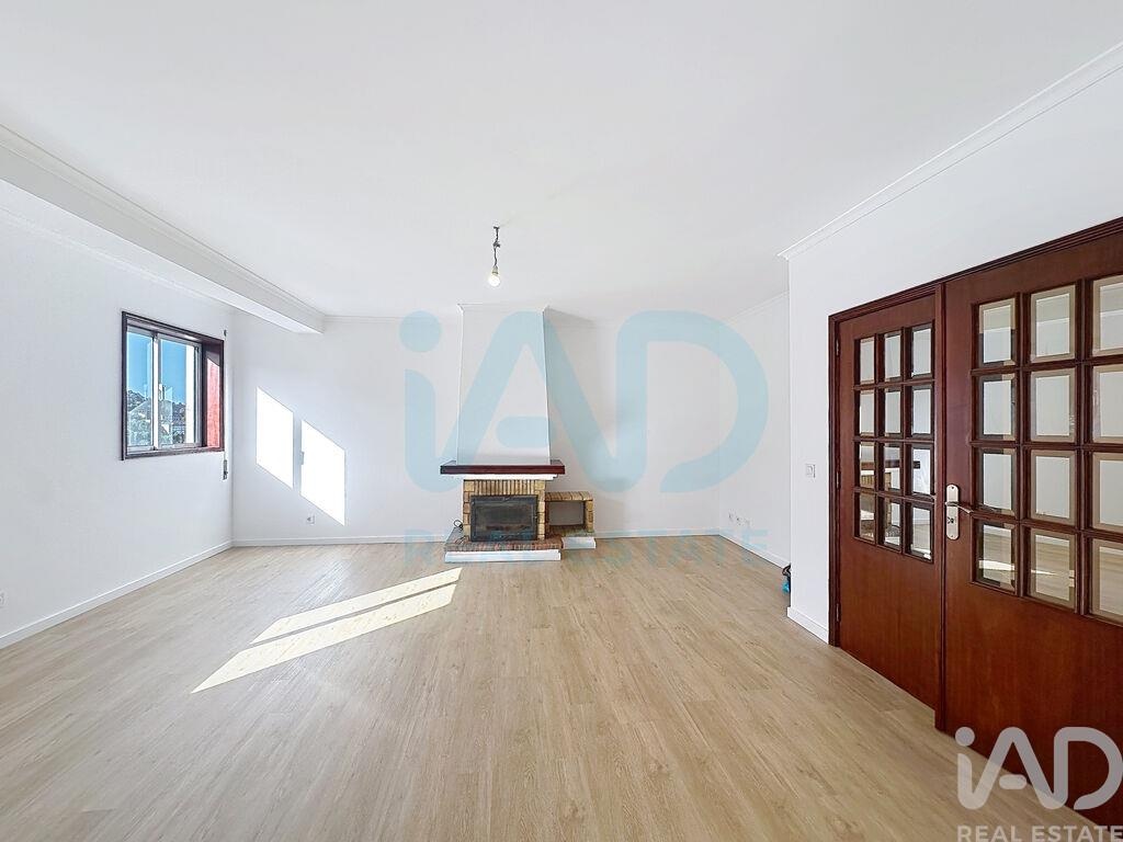 Apartment in Valongo - Image 2