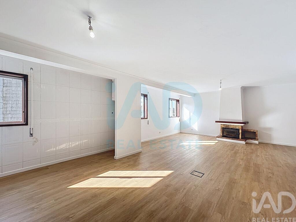 Apartment in Valongo - Image 3