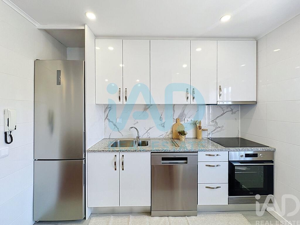 Apartment in Pedroucos - Image 4