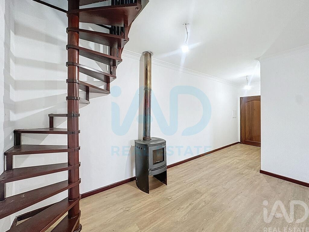 Apartment in Oliveira do Douro - Image 5